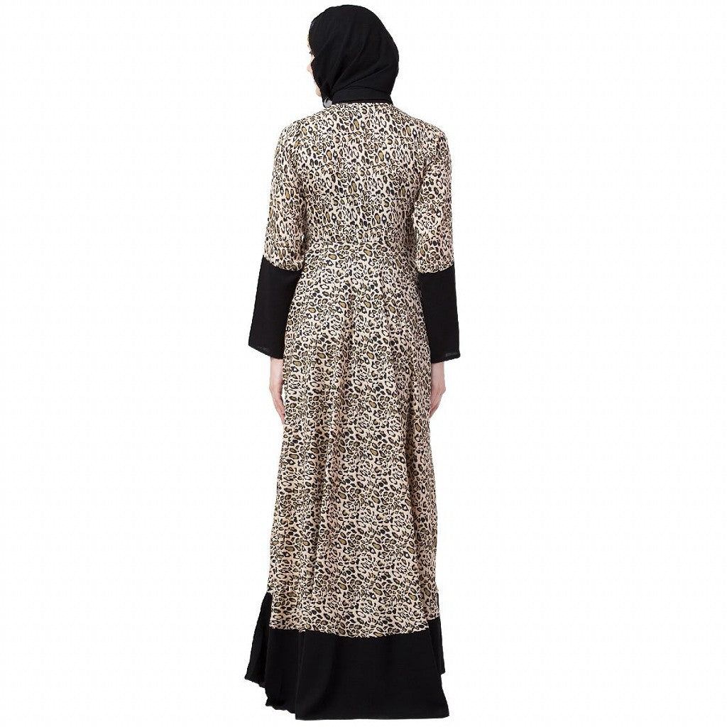 Casual dress with leopard print