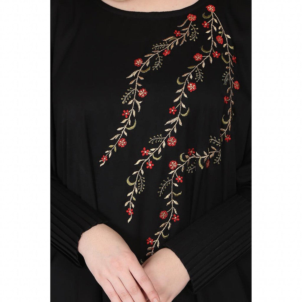 Embroidery Kaftan with pleated sleeves- Black