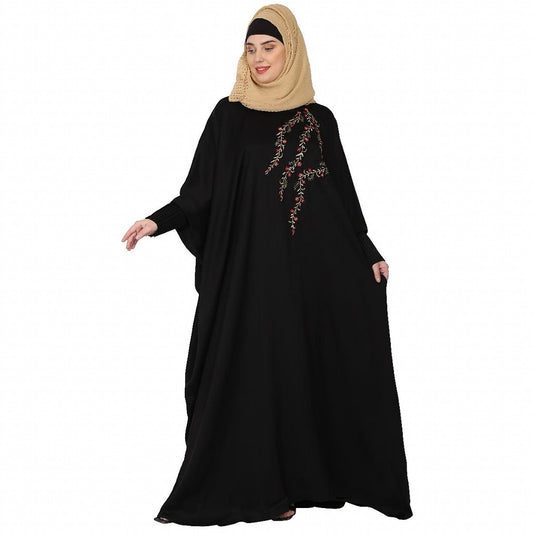 Embroidery Kaftan with pleated sleeves- Black