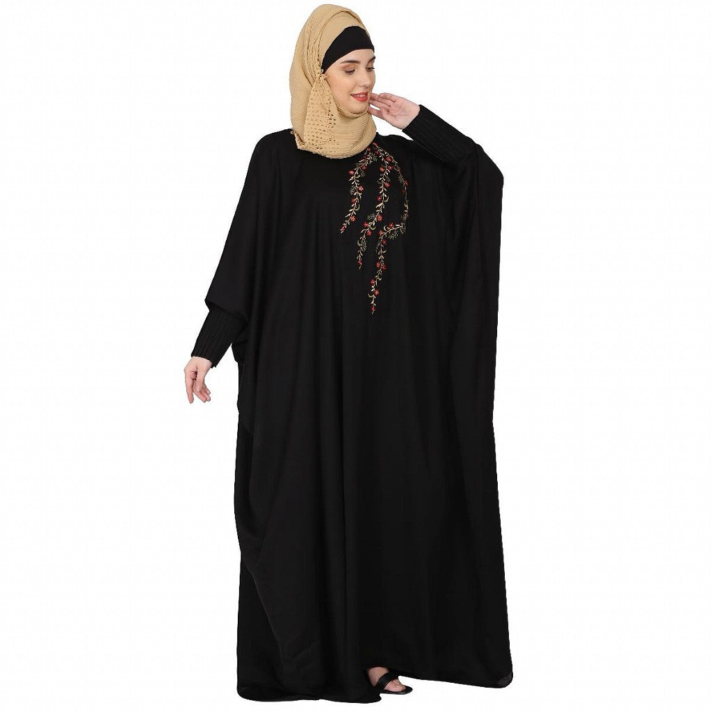 Embroidery Kaftan with pleated sleeves- Black