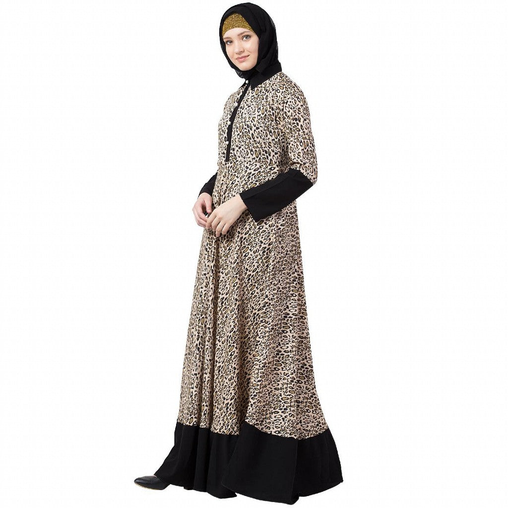 Casual dress with leopard print