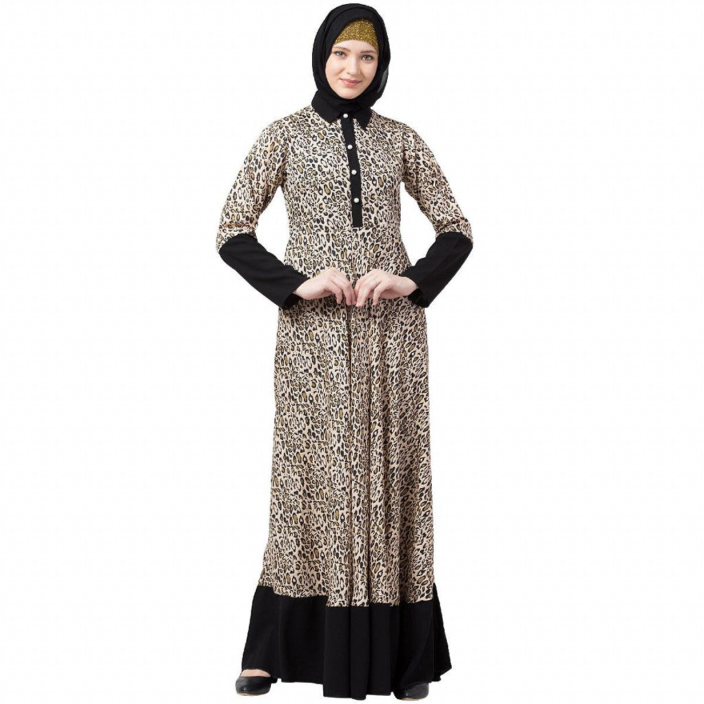 Casual dress with leopard print