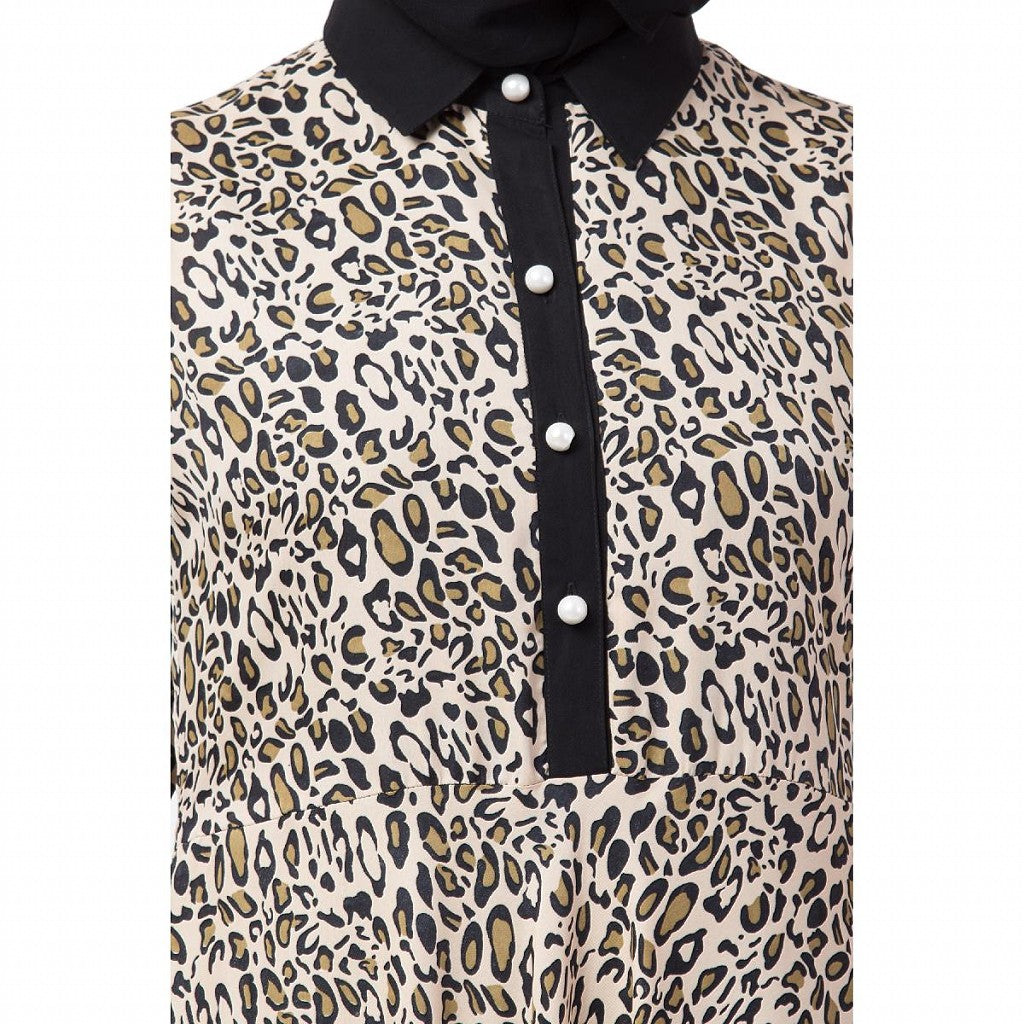Casual dress with leopard print